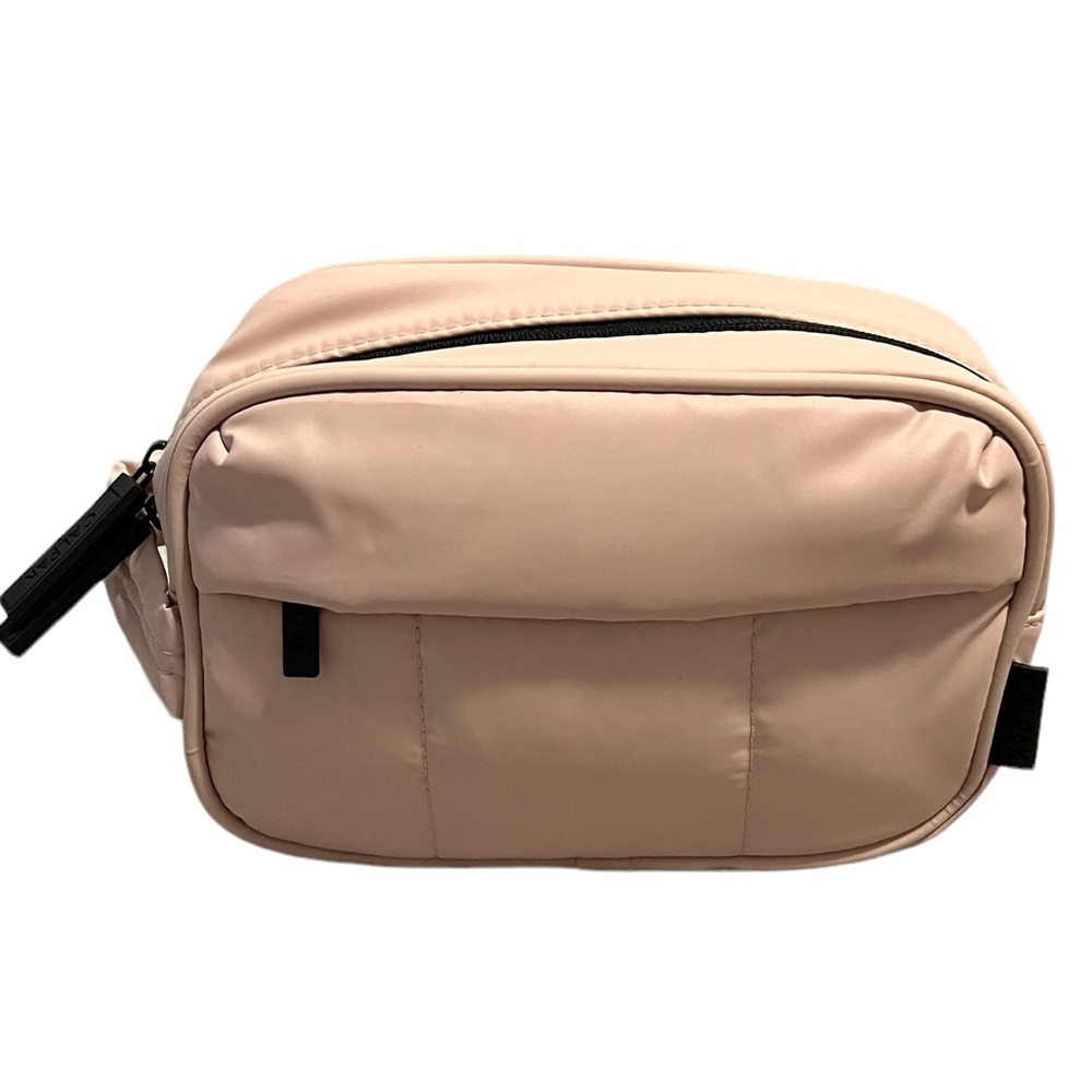 CALPAK LUKA TOILETRY BAG IN ROSE QUARTZ